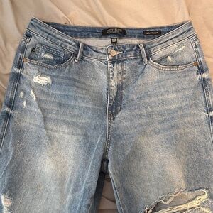 Judy Blue Women's Light Blue Boyfriend Jeans